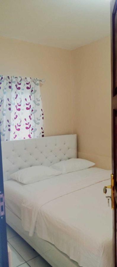 Express O 91843 Bbs Villa Ciater Bandung Exterior foto